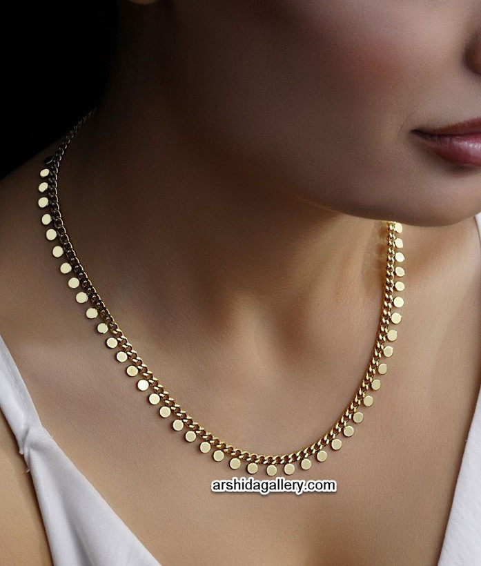 ست گردنبند و دستبند زنانه استیل پولکی طرح طلا نانو رنگ ثابت