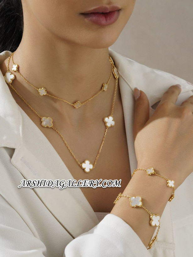 ست گردنبند و دستبند مسترکوالیتی ونکلیف صدفی با آبکاری طلای ۱۸ عیار