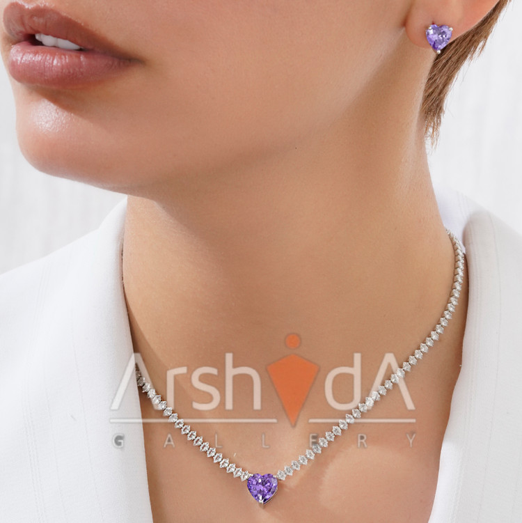 نیمست طرح جواهر رنگی قلبی با آبکاری رادیوم و نگینهای زیرکونیوم