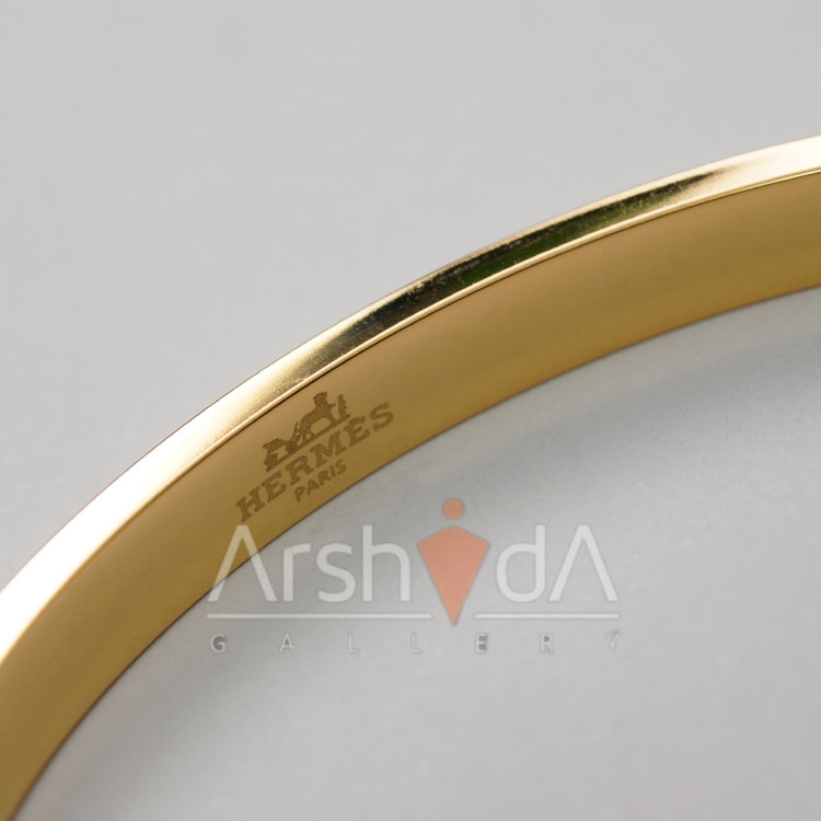دستبند زنانه هرمس با طراحی لوکس میناکاری با حک برند هرمس