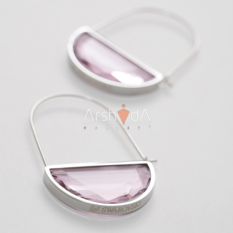 گوشواره زنانه کریستالی سوارووسکی با پایه استیل حک شده آبکاری طلای 18 عیار و رادیوم نانو رنگ ثابت