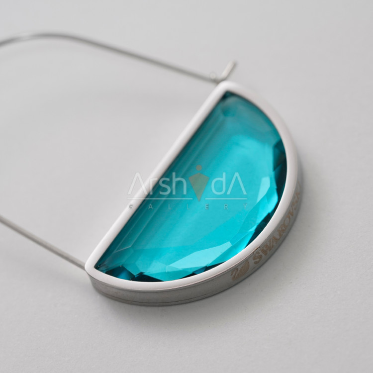 گوشواره زنانه کریستالی سوارووسکی با پایه استیل حک شده آبکاری طلای 18 عیار و رادیوم نانو رنگ ثابت