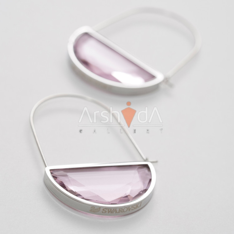 گوشواره زنانه کریستالی سوارووسکی با پایه استیل حک شده آبکاری طلای 18 عیار و رادیوم نانو رنگ ثابت