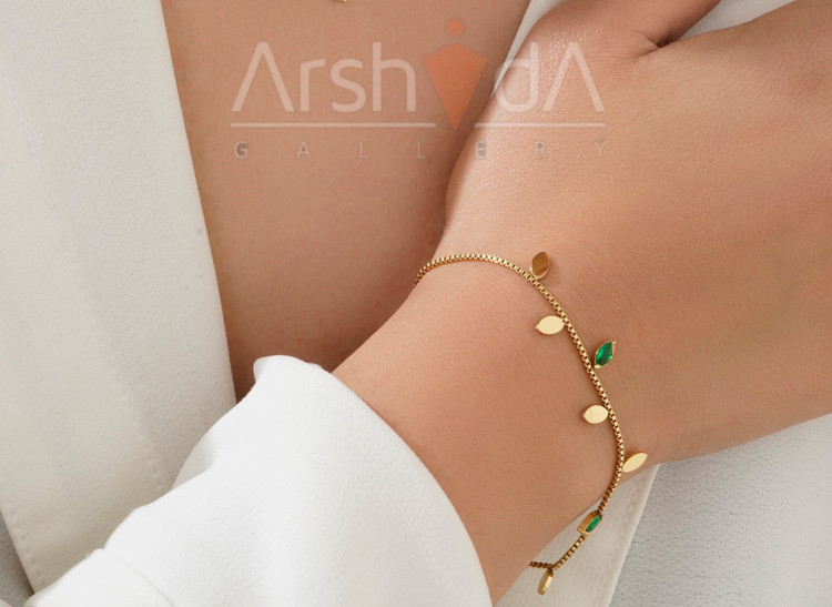 ست گردنبند، دستبند و گوشواره برگ نگیندار استیل با آبکاری طلای ۱۸ عیار