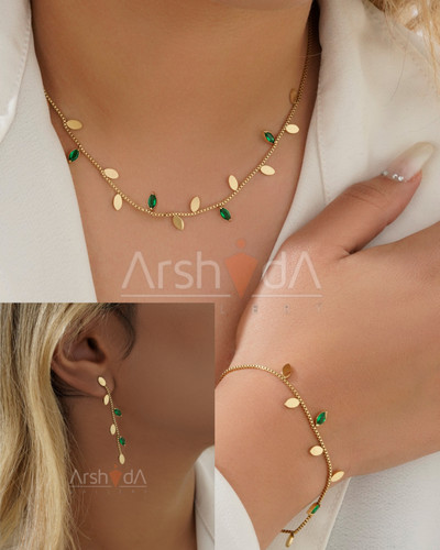 ست گردنبند، دستبند و گوشواره برگ نگیندار استیل با آبکاری طلای ۱۸ عیار