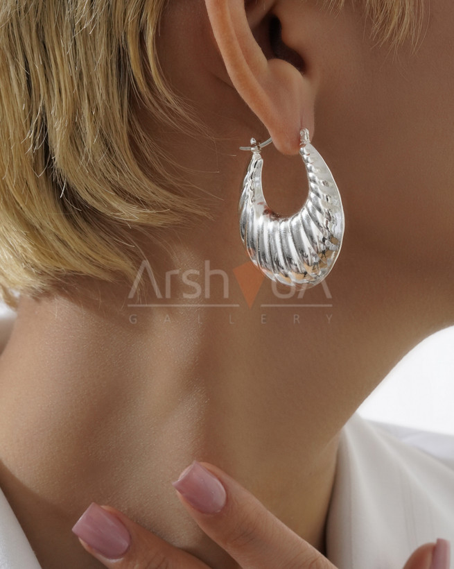 گوشواره زنانه طرح طلا با آبکاری نقره، سبک و ضد حساسیت