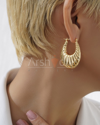 گوشواره زنانه طرح طلا با آبکاری ۱۸ عیار، سبک و ضد حساسیت