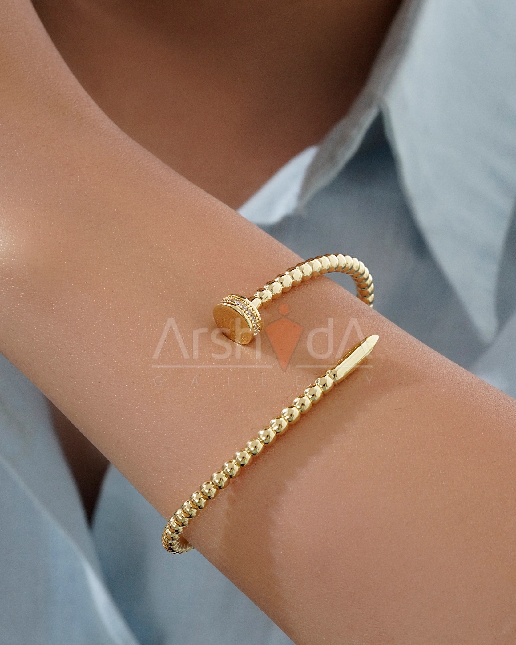 بنگل زنانه میخ کارتیه با آبکاری رادیوم و طلای ۱۸ عیار رنگ ثابت