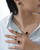 نیمست و انگشتر زنانه ونکلیف با سنگ اونیکس مشکی و آبکاری طلا 18 عیار