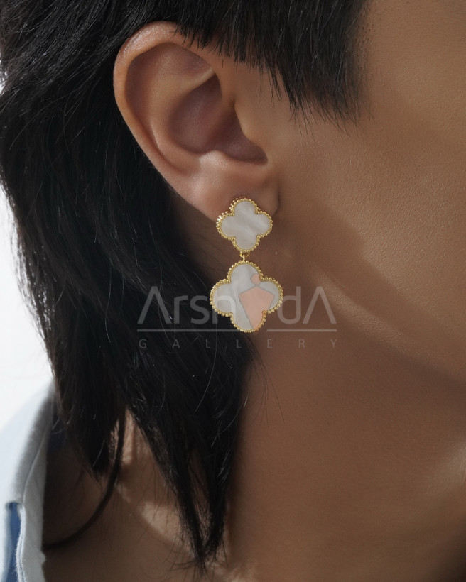 گوشواره زنانه دوگل ونکلیف با سنگ طبیعی رنگی و تراش آبکاری طلا و رادیوم