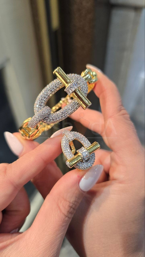 ست زنانه دستبند و انگشتر هرمس با آبکاری طلا 18 عیار و رادیوم، نگینهای زیرکونیا