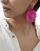 گوشواره زنانه گل رنگی با میخ نقره ضد حساسیت و طراحی سبک