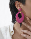 گوشواره زنانه گل رنگی با میخ نقره ضد حساسیت و طراحی سبک