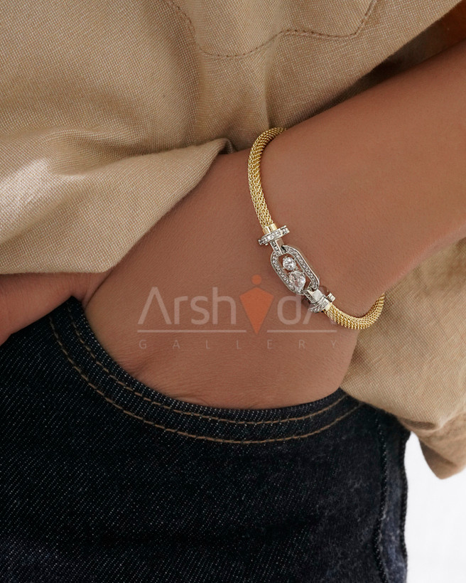 بنگل زنانه طرح طلا با آبکاری ۱۸ عیار و رنگ ثابت نانو