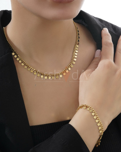 ست گردنبند و دستبند زنانه استیل پولکی طرح طلا نانو رنگ ثابت