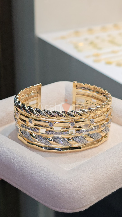 بنگل زنانه پورتوفینو با آبکاری طلای ۱۸ عیار و رادیوم