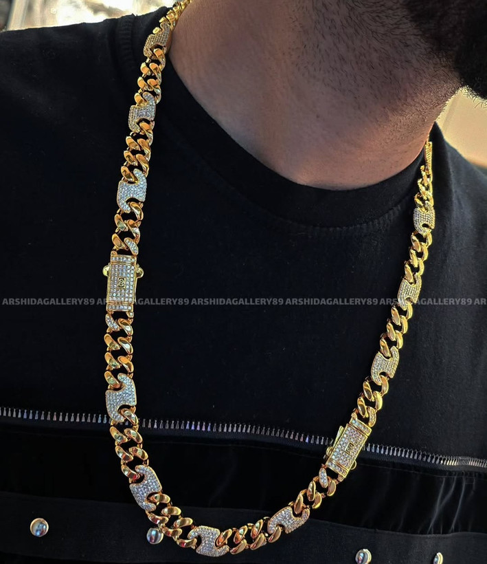 ست گردنبند و دستبند انگشتر گوشواره موناکوچین وارداتی آبکاری طلا ۱۸ عیار و نانو پولیش تک با نگین