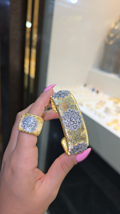 ست دستبند و انگشتر زنانه بوچلاتی با آبکاری طلا و نگینهای زیرکونیوم مخراجی