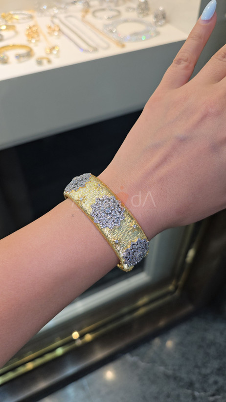 ست دستبند و انگشتر زنانه بوچلاتی با آبکاری طلا و نگینهای زیرکونیوم مخراجی