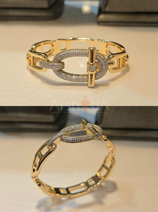 دستبند النگویی زنانه هرمس با آبکاری طلا و نگین زیرکونیوم