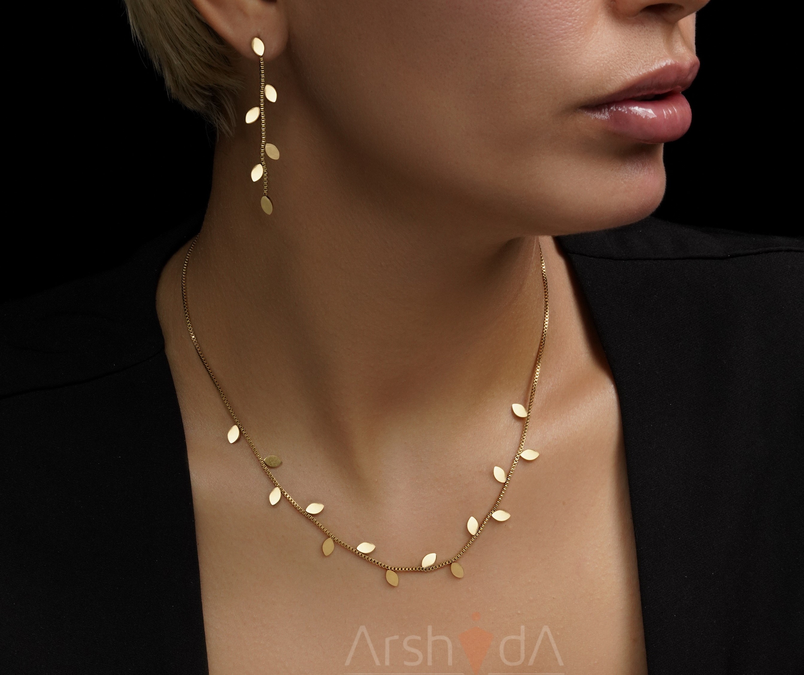 ست زنانه طرح برگ آبشاری رنگ طلایی با آبکاری طلا ۱۸ عیار