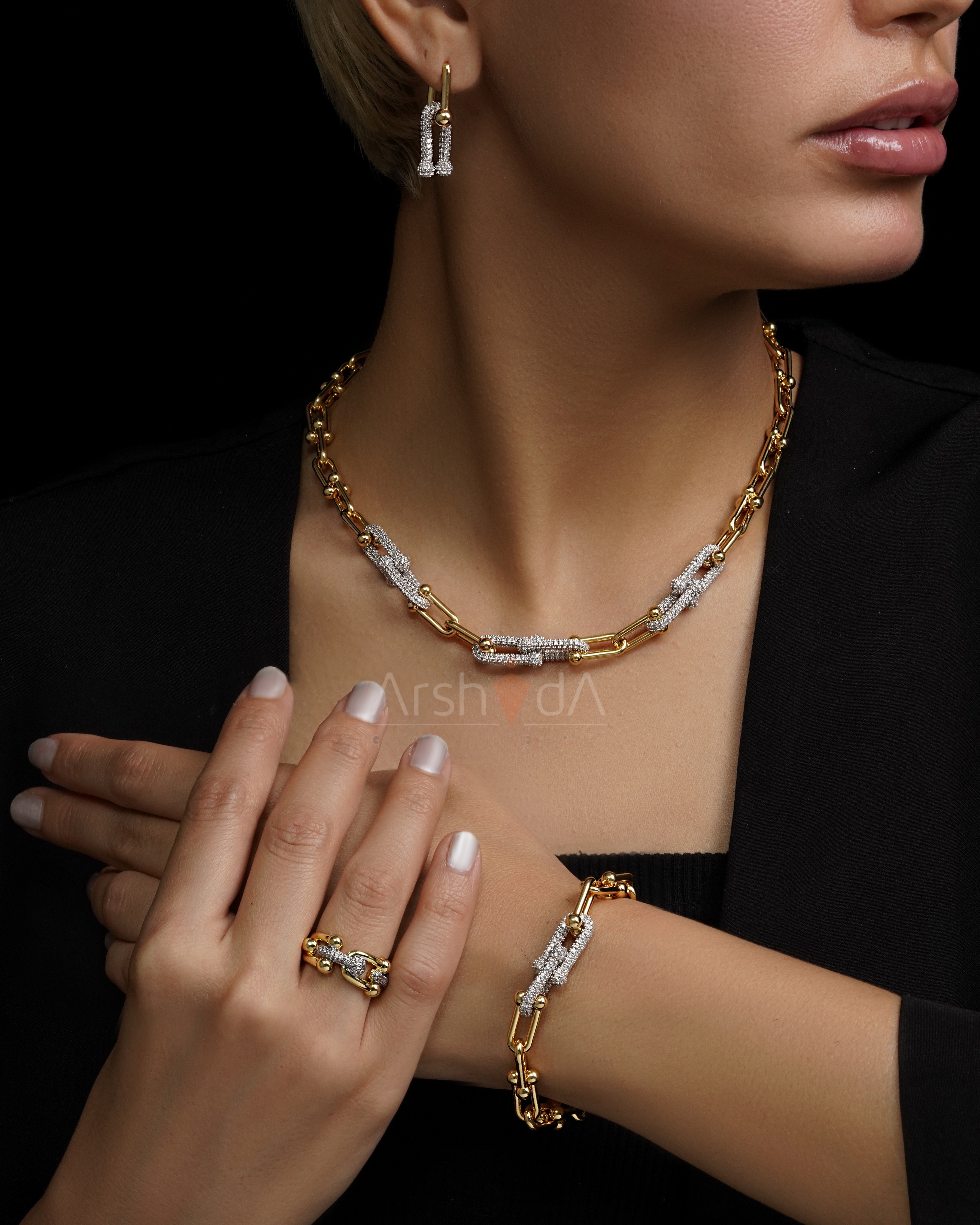 سرویس گردنبند، دستبند، گوشواره و انگشتر تیفانی با آبکاری طلای ۱۸ عیار و رنگ ثابت