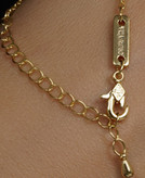 نیمست زنانه ونکلیف مدل Alhambra با سنگ طبیعی اونیکس و آبکاری طلا ۱۸ عیار مسترکوالیتی