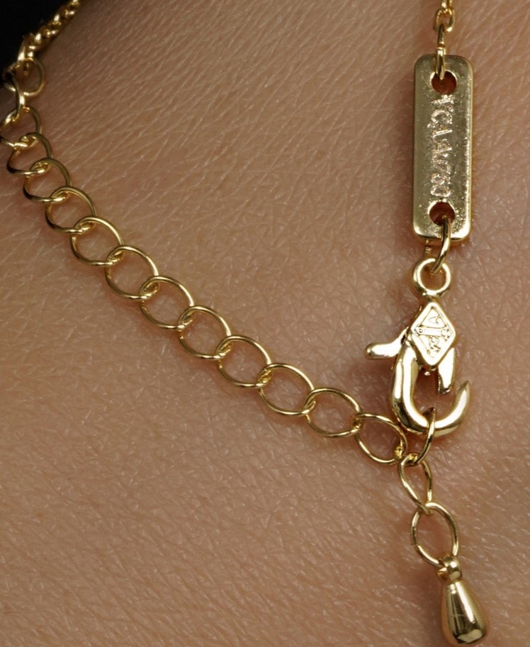 نیم‌ست زنانه ونکلیف مدل Alhambra تراش با آبکاری طلا ۱۸ عیار و رادیوم مسترکوالیتی