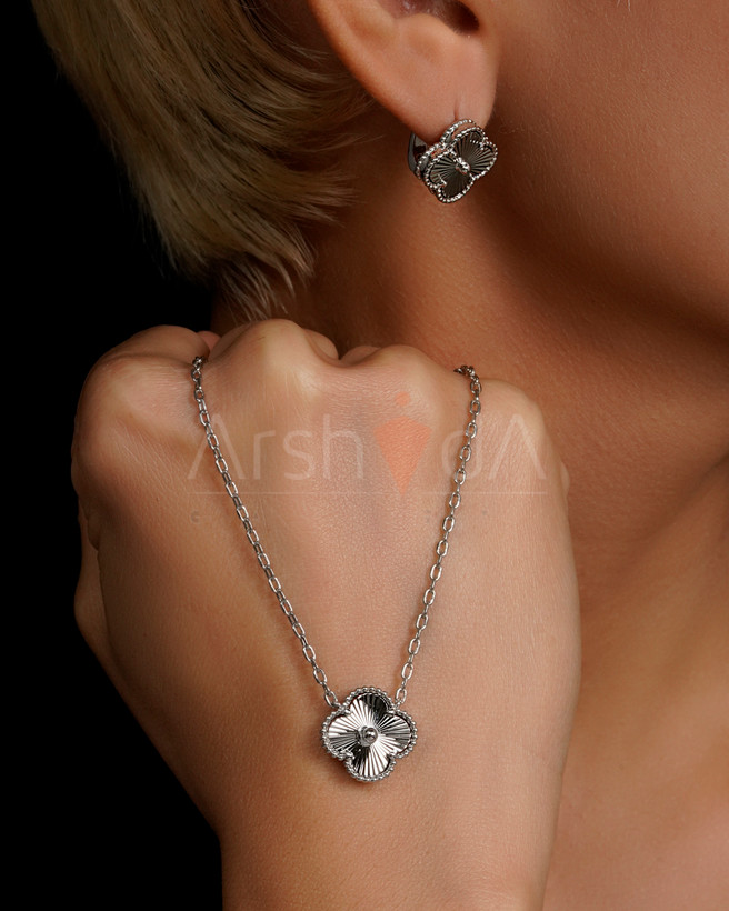 نیمست زنانه ونکلیف مدل Alhambra تراش با آبکاری طلا ۱۸ عیار و رادیوم مسترکوالیتی