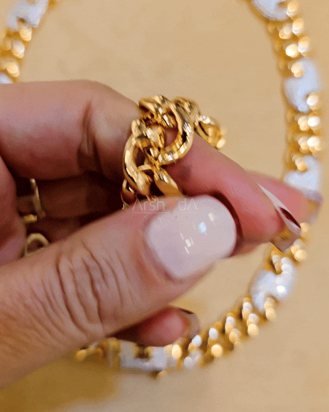 سرویس کامل موناکو چین با آبکاری طلای ۱۸ عیار و نگینهای مخراجکاری شده زیرکونیوم اتریشی مشابه طلا